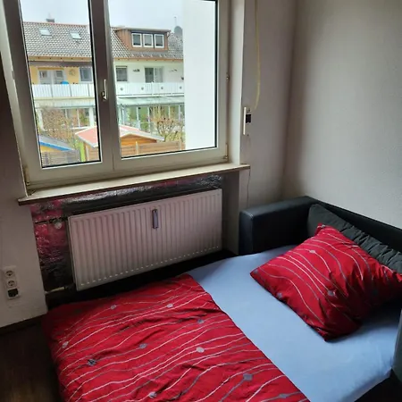 Apartament Einfache 1-zimmer In *