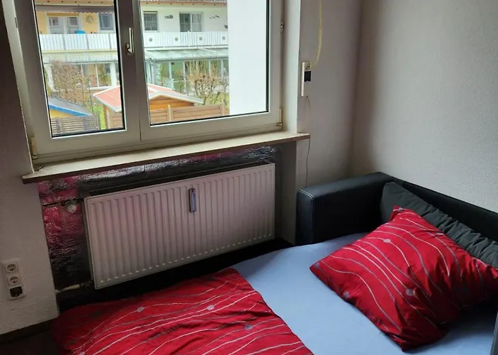 Apartament Einfache 1-zimmer In *